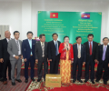 FATACO vinh dự cùng đoàn CHÍNH PHỦ VIỆT NAM sang PhnomPenh, Campuchia tặng thuốc Bông Sen cho CHÍNH PHỦ CAMPUCHIA